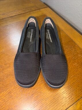 Grasshoppers Black Knit Slip-On Loafers for Women